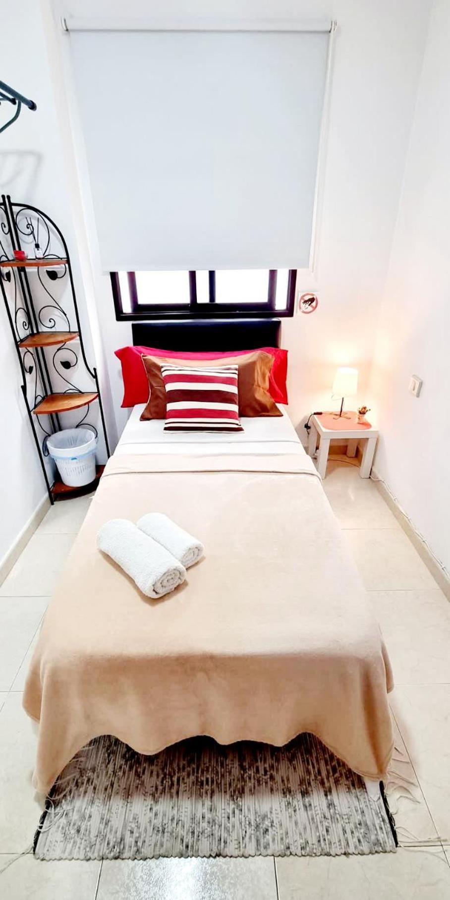 Almar We Go! Habitaciones Privadas En Alcala - Private Rooms - Pieces Privees - In Shared Apartment Exterior foto